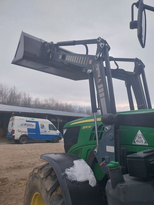 Продава се челен товарач