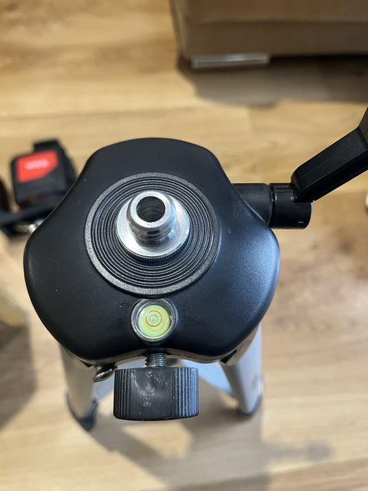 Лазерен нивелир Yato