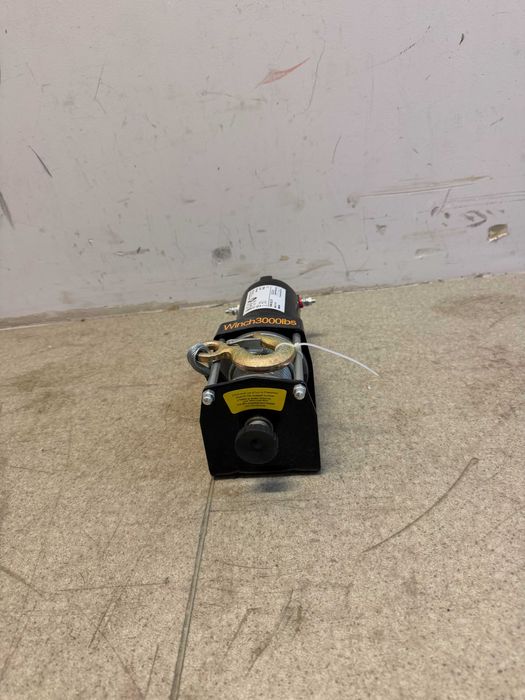 R20 Гайковерт ударен акум. 1/2" 250Nm 1x5Ah SCIW20S/	Автолебедка 12V