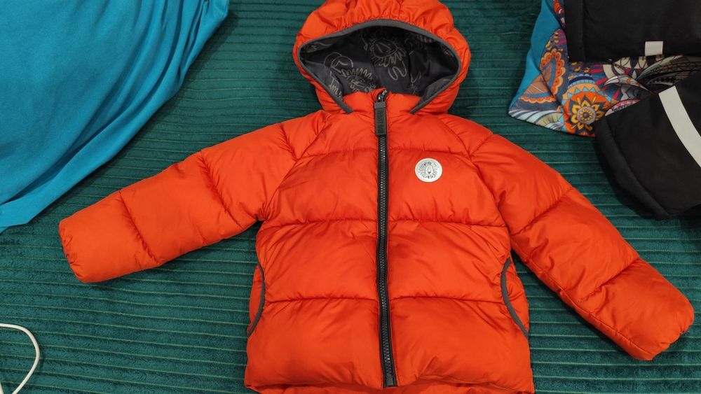 Куртка теплая на 3 года