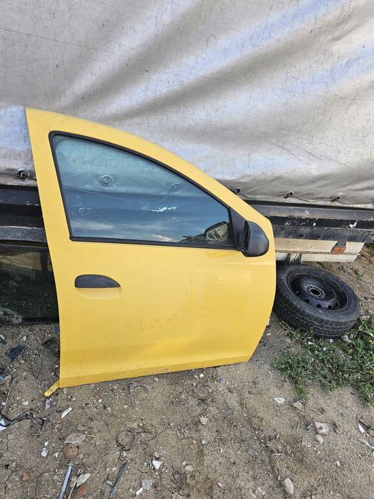 Portiera usa fata dreapta culoare galbena  Dacia Logan 2 (2012-2017)