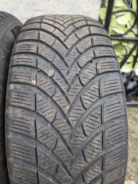 Vand patru anvelope de iarna semperit  215 60 16  dot 2423