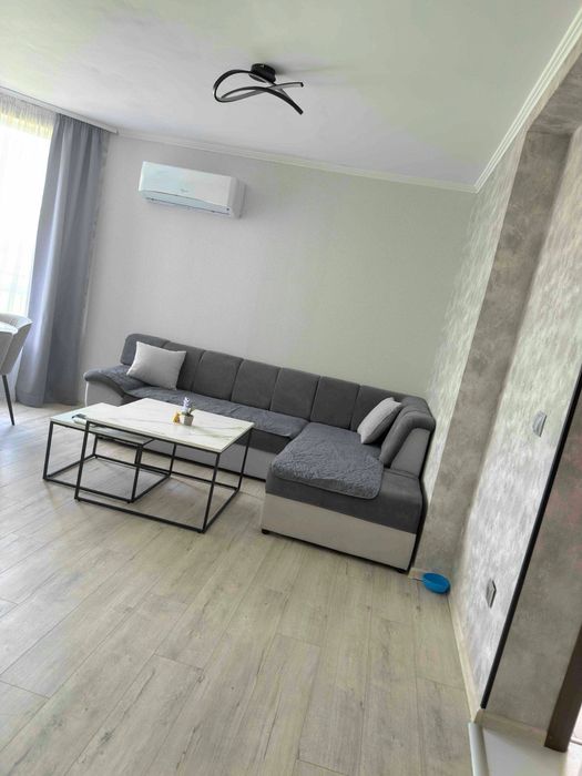 Продава се Тристаен апартамент в София, Витоша - 97 кв.м за 3 €/кв.м - Снимка #2