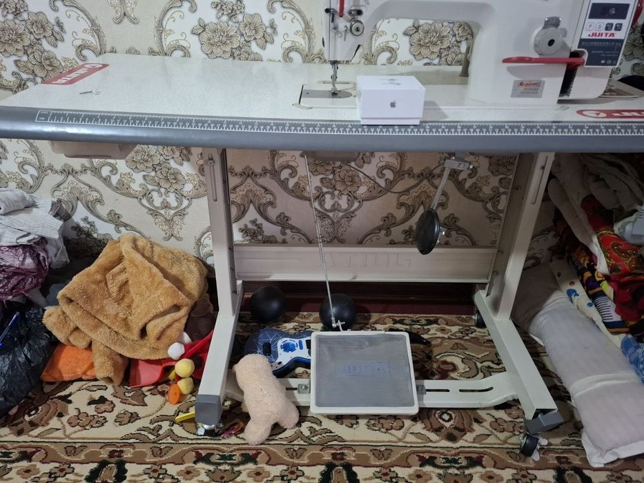 Tikish moshinga Juita