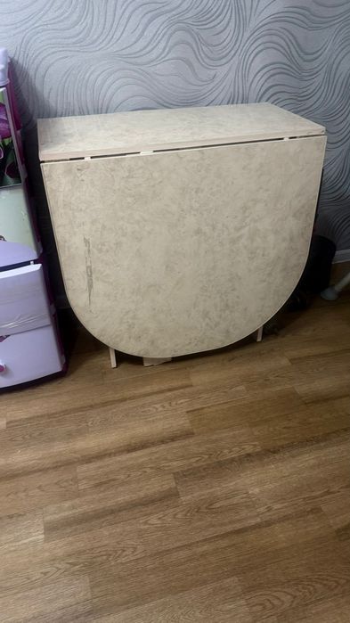 Продам раздвижной стол