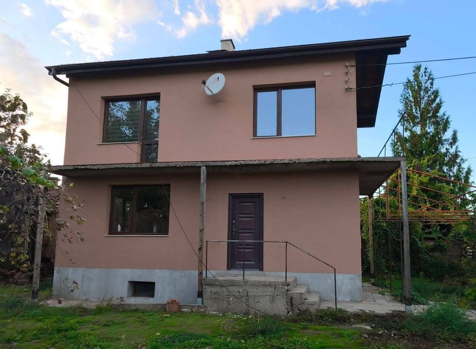 Къща на 7км от Пазарджик