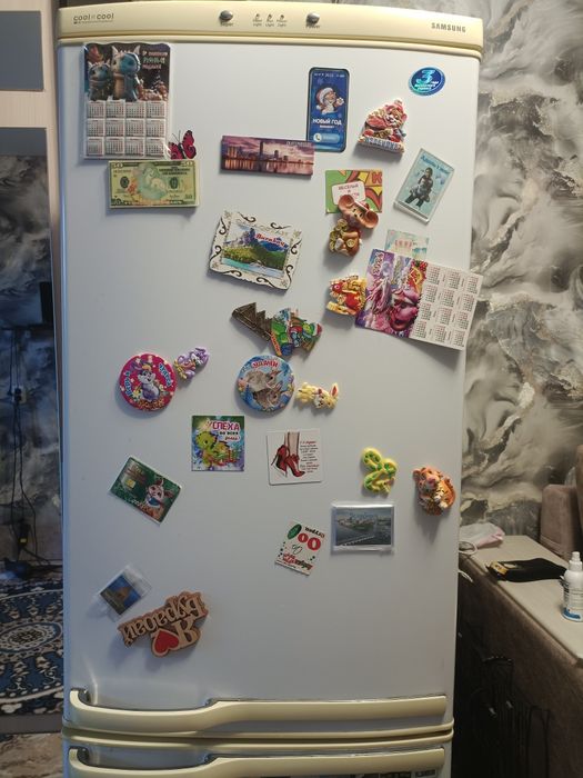 Продам холодильник