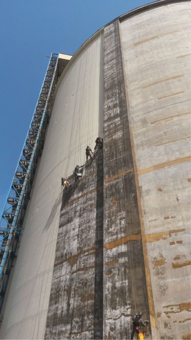Termoizolații , vopsitorii / alpinism utilitar