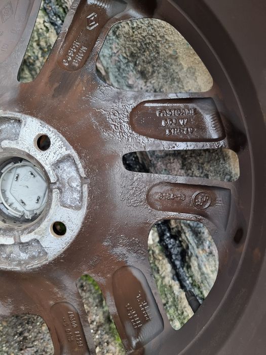 Jante 17, 4x100 / Renault + Anv.  Iarnă Michelin 205/55 R 17