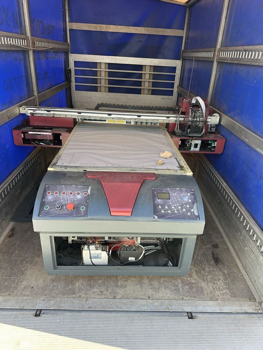 Бус с шофьор до 2 т . Товарен транспорт София