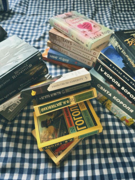 Книги, манги и комиксы