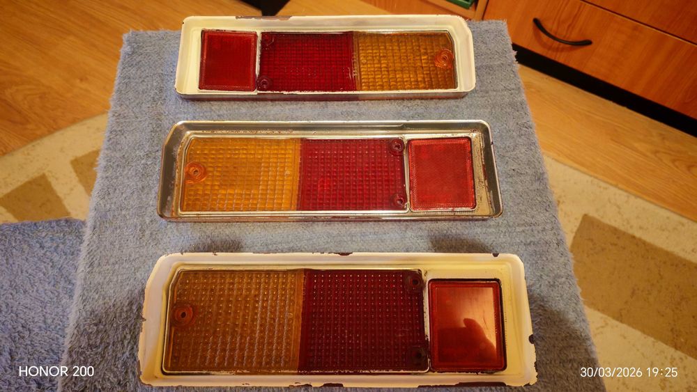 Vând stopuri cromate Dacia 1300