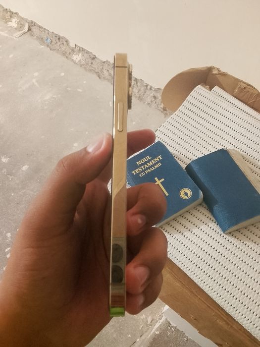 iPhone 12 pro 128