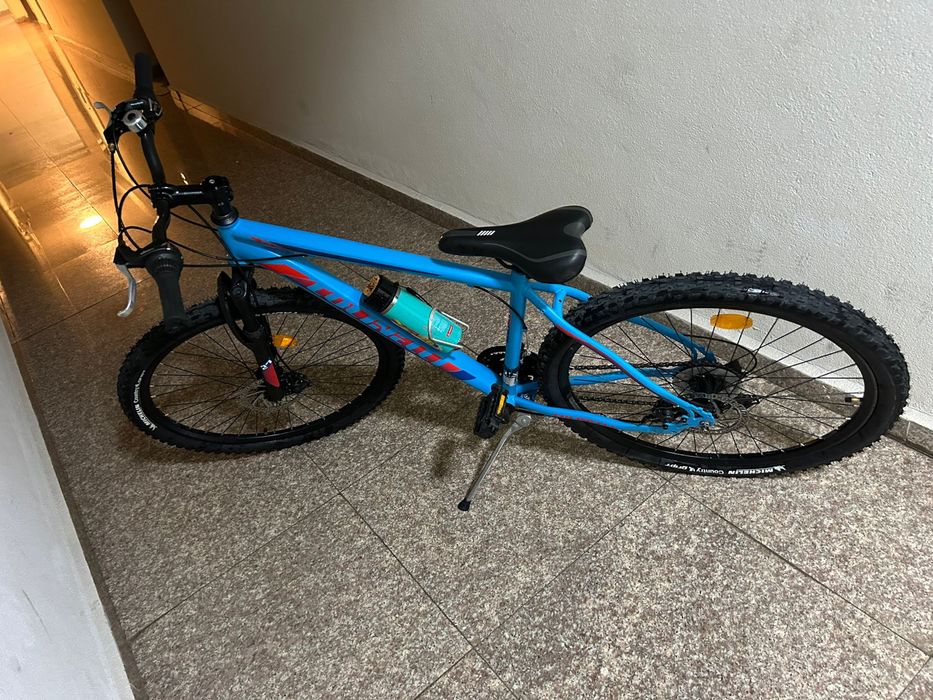 Vand bicicleta ca noua