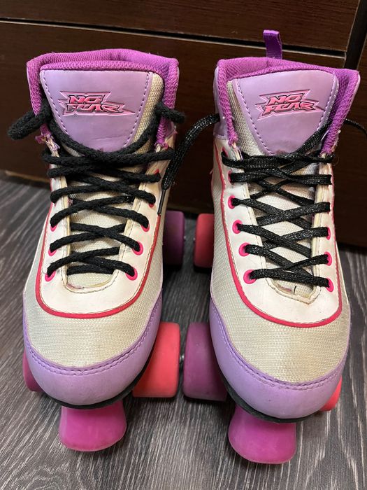 Ролкови кънки 35/36 размер с подарък комплект протектори