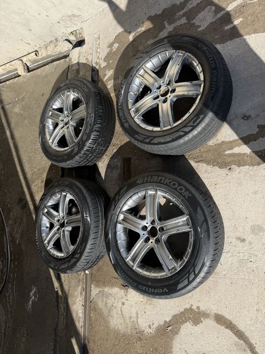 Продам диски с шинами 225:60:17