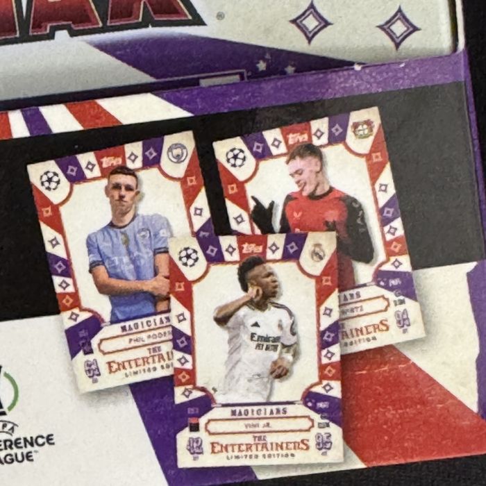 Cutii Match Attax 2024/2025 Sigilate - Topps - Mini Tins Heroes / Magicians / Showmen
