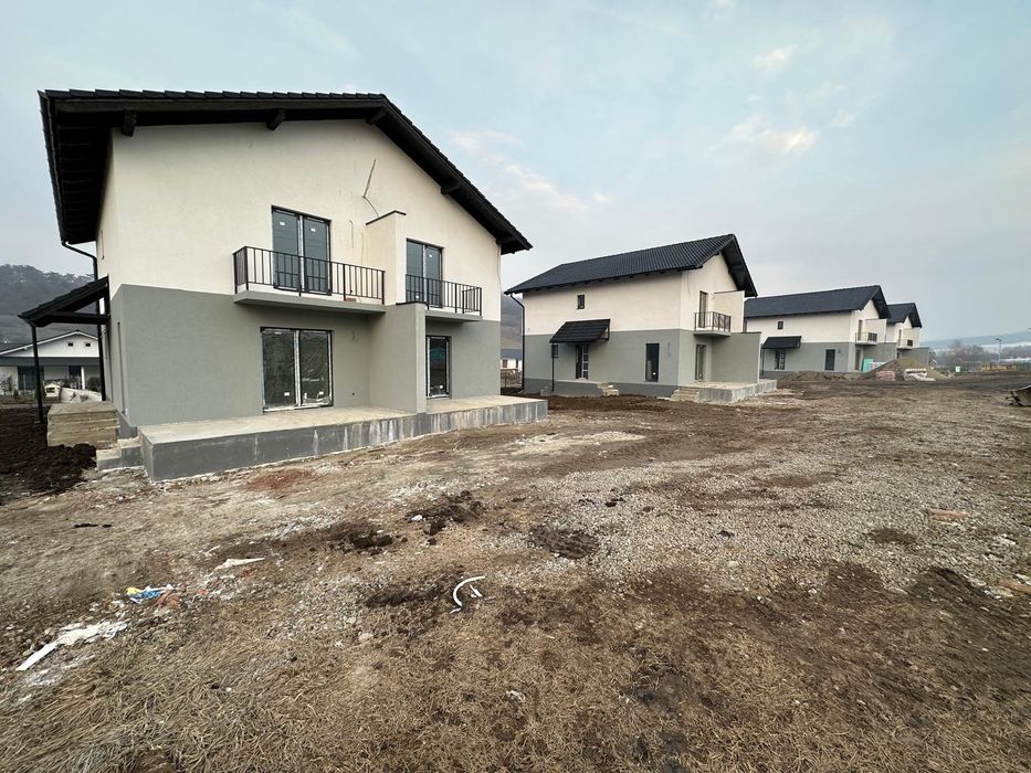 Case Noi De Vanzare In Livezeni Direct De La Dezvoltator