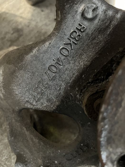 Fuzeta fata stanga dreapta audi a4 b8 b8.5