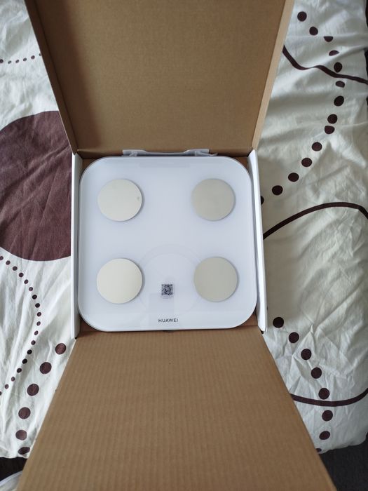 Смарт кантар HUAWEI SCALE 3