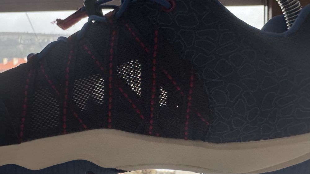 Нови дамски боси обувки номер 38