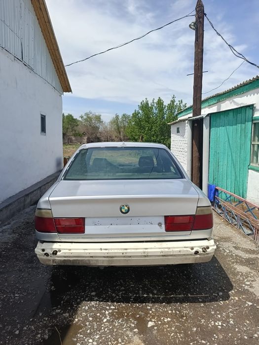 Продам БМВ по запчастям