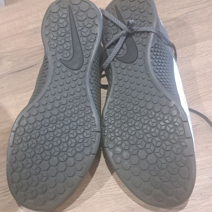 Nike Air Max 270 мъжки маратонки. ЛОТ