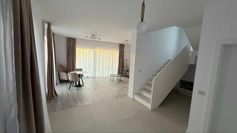 Casa de inchiriat/ de vanzare zona laniste