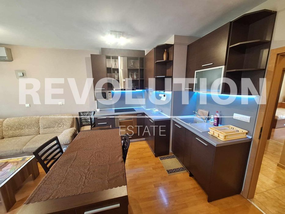 Дава се под наем Тристаен апартамент в Варна, Лятно кино Тракия - 85 кв.м за 650 € - Снимка #1