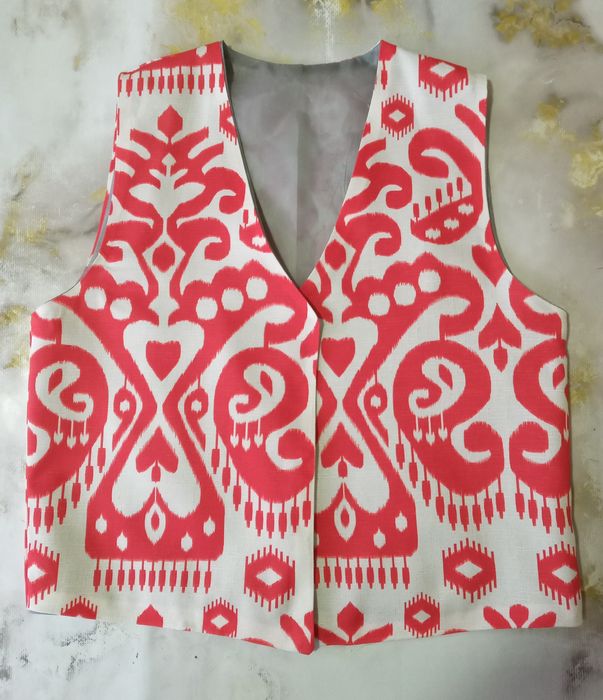 Национальные безрукавки