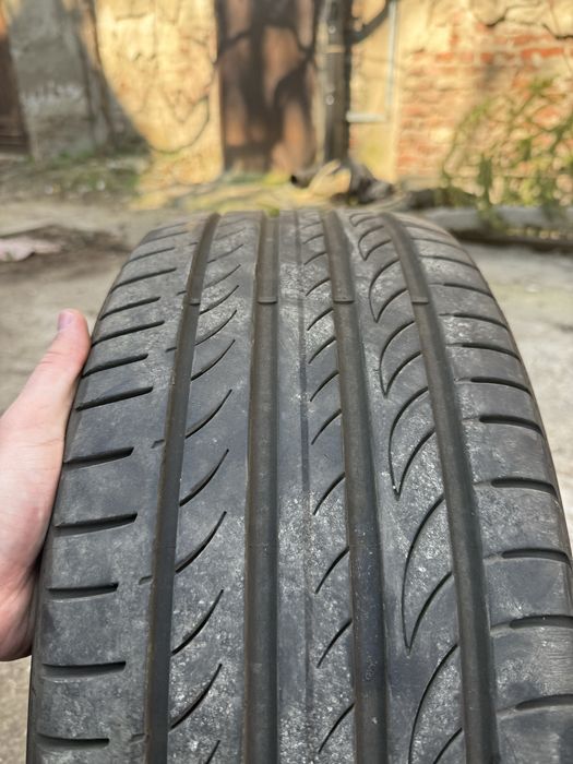 Pirelli Powergy 225/45/17 летни