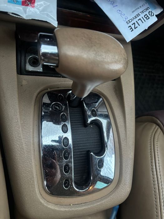 Ww passat, an 2004, automat. Preț 1450 euro negociabil.