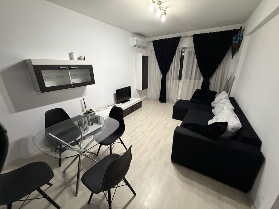 Închiriez apartament| 3 camere| zona Berceni, cu loc de parcare.