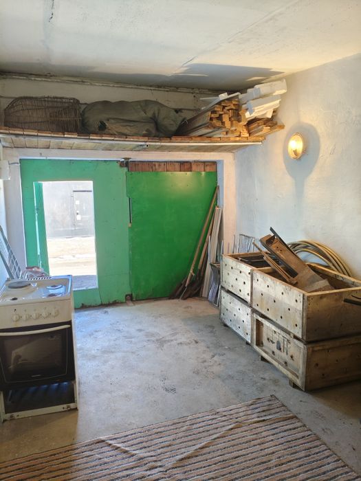 Продаю хороший гараж