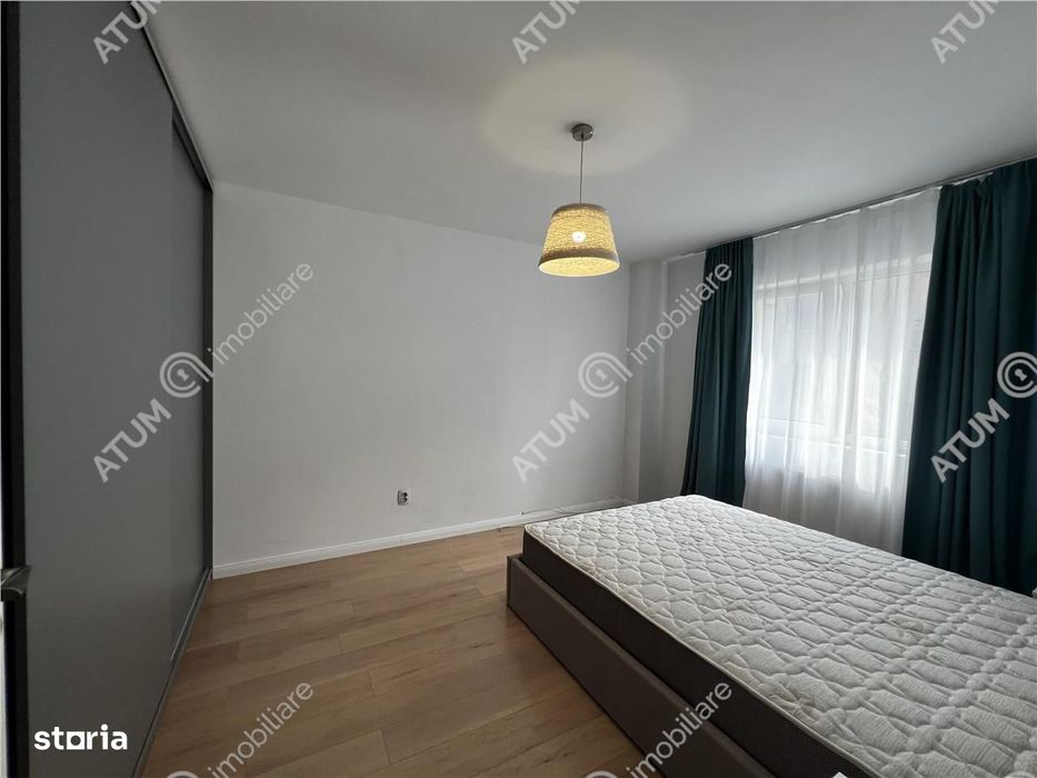 Apartament cu 3 camere decomandate si balcon la etajul 2 zona Turnisor