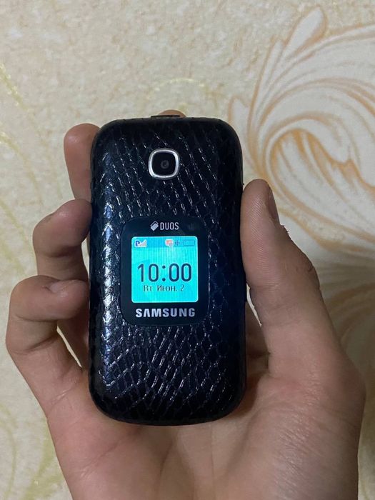 Samsung gusto 3 sotiladi