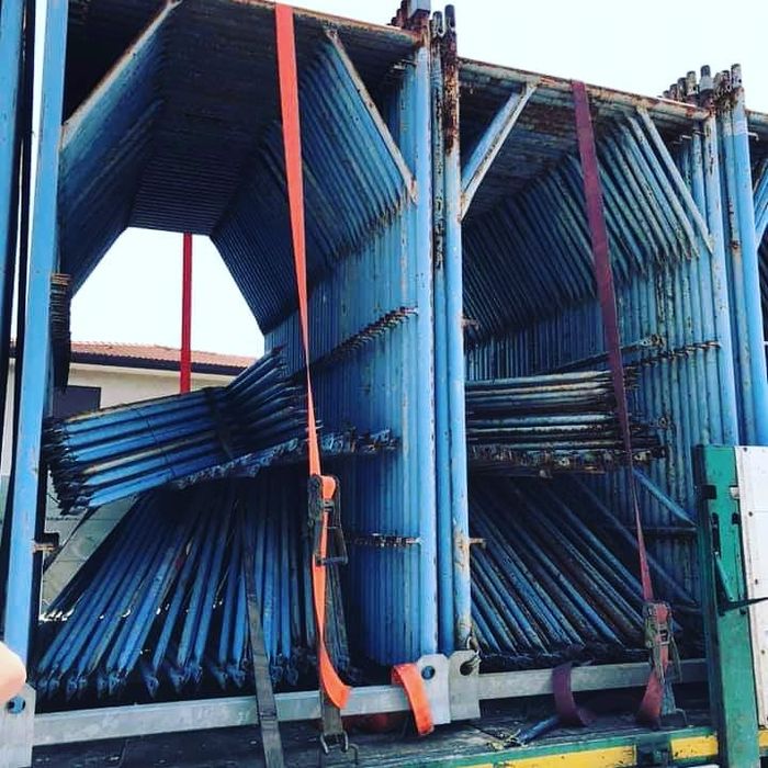 Мобилни огради и втора употреба италиански скелета