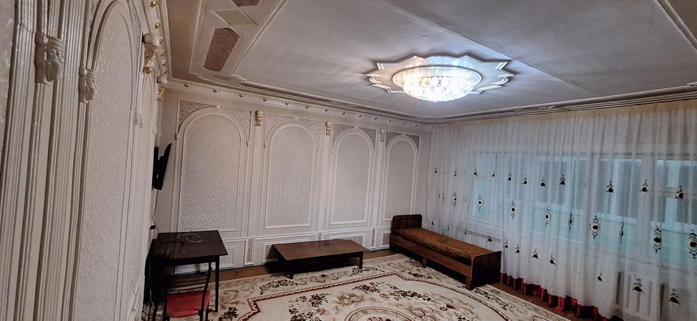 Продаётся 4/1/4  3 переделанная в 4-х комнатная квартира  115 кв метр.