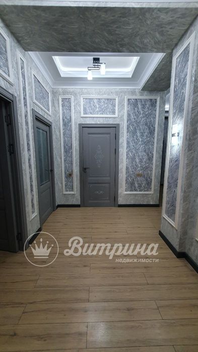 Срочно продается 3 х комнатная шикарная новостройка в Яшнабадском райо