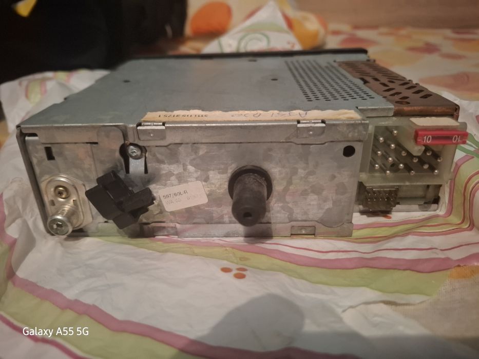 Оригинално радио Land Rover