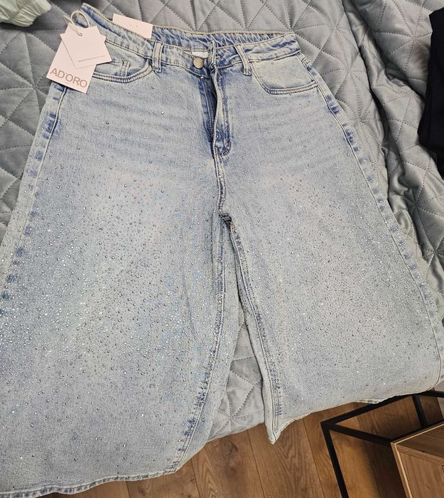 Нови модерни дънки с камъни