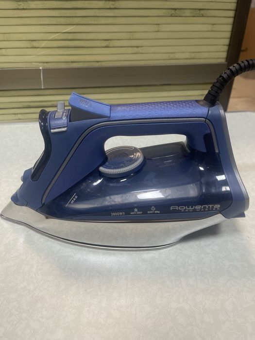Парна ютия Rowenta DW8215D1