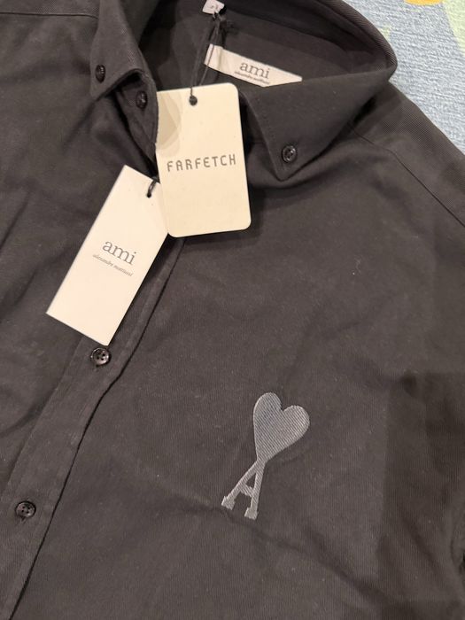 Оригинална Нова мъжка риза -Ami- Размер S