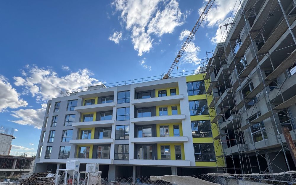 Продава се Двустаен апартамент в Варна, Операта - 76 кв.м за 1487 €/кв.м - Снимка #9