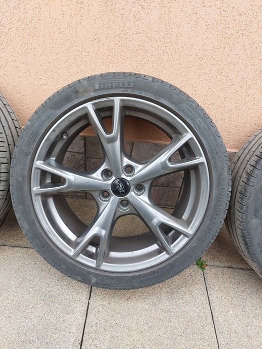 Anvelope de vară Pirelli P7 Cinturato 235/40 R18 95W + jante