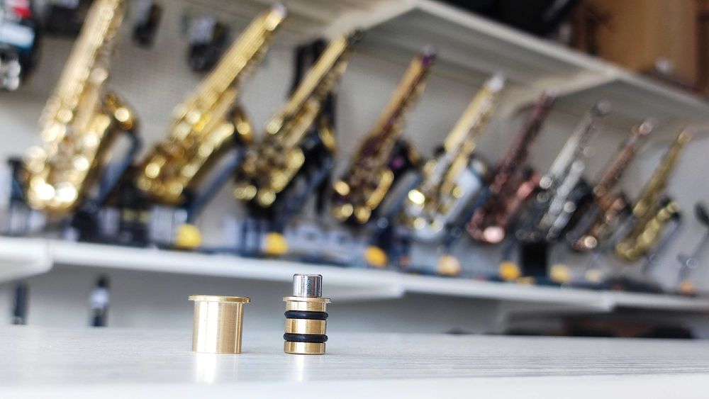 Doza butoias Mishuyama V5 SENNHEISER