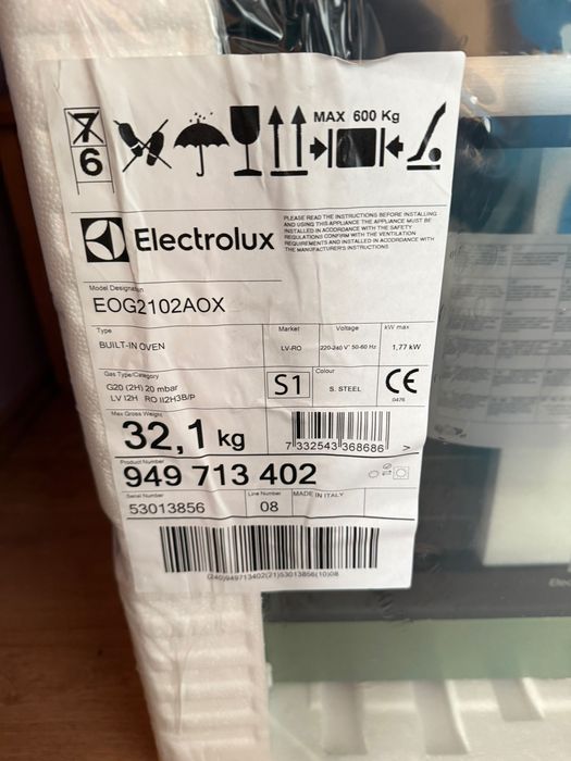 Cuptor gaz incorporabil Electrolux