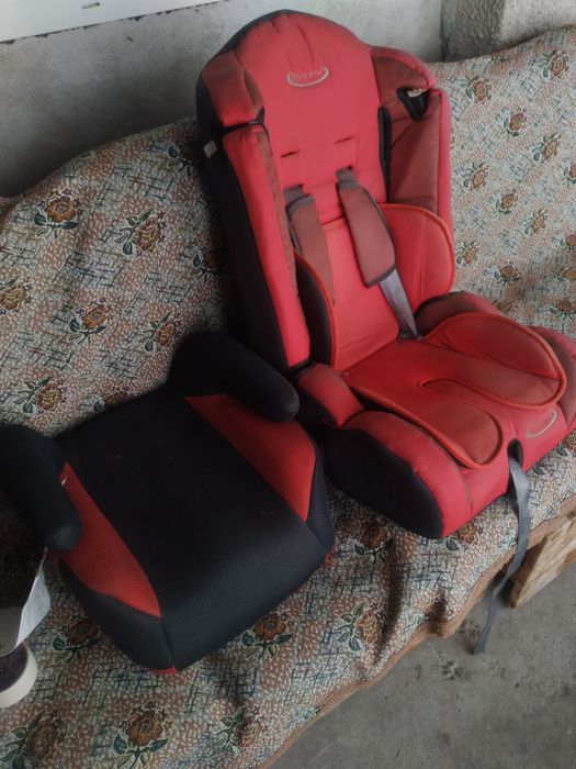 Детски столчета 50 лв двети