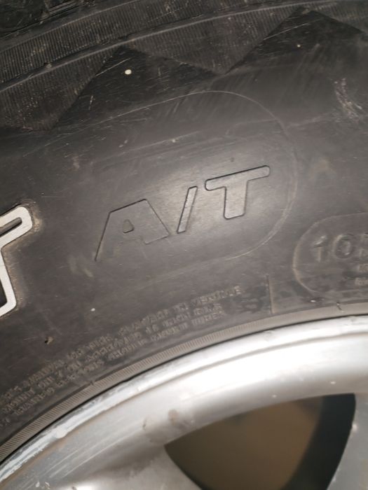 Продам резину с дисками в отличном состоянии.