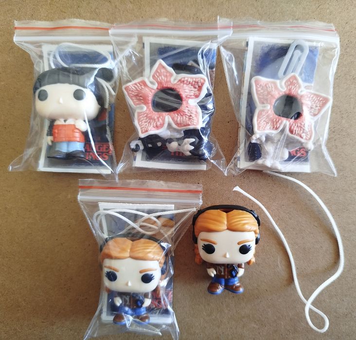 Kinder Joy Stranger things фигурки